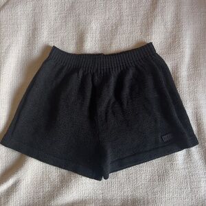 Knit Bloch warm up shorts - excellent condition - small/petite